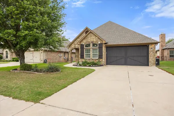 3305 Ferry Boat Lane, Granbury, TX 76049