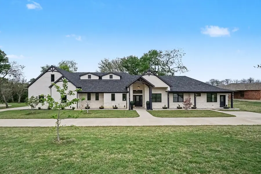 1421 Red Oak Circle, Farmersville, TX 75442 - #2