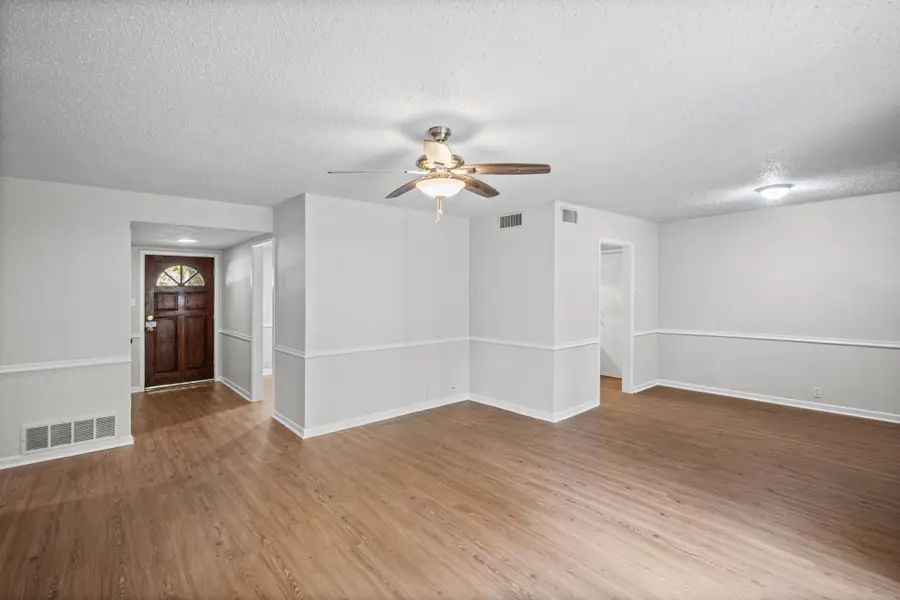 1311 W Lavender Lane, Arlington, TX 76013 - #2