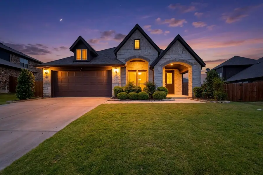 3818 Noblewood Drive, Heartland, TX 75126 - #2