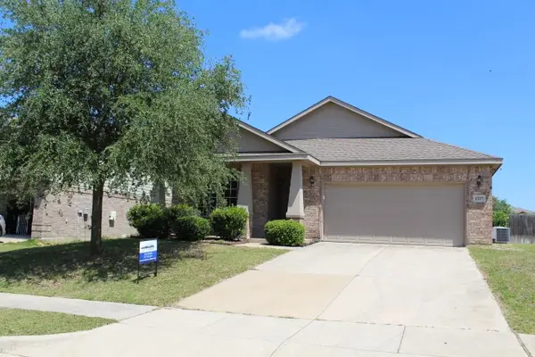 1227 Eagles Nest Trail, Krum, TX 76249