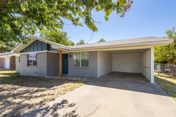 1660 W Cage Street, Stephenville, TX 76401