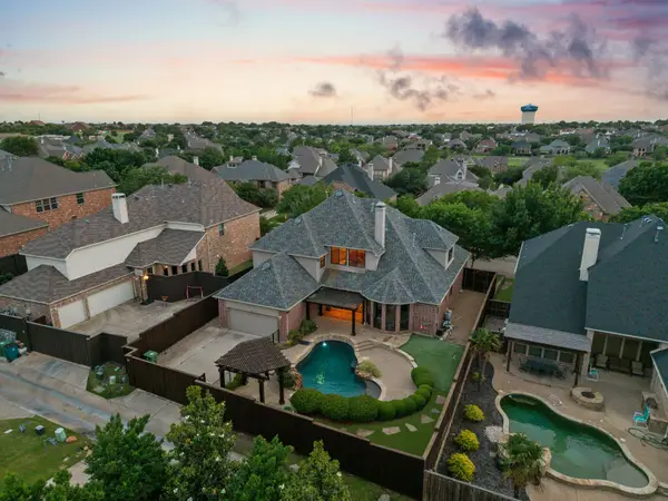 1209 Dame Susan Lane, Lewisville, TX 75056