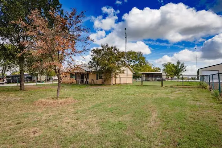 107 Camino Del Rosas, Woodway, TX 76712 - #3