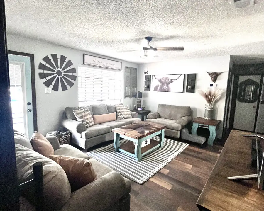 3020 Delaware Trail, Lake Worth, TX 76135 - #3