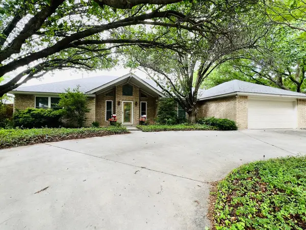 1311 Haven Drive, Comanche, TX 76442