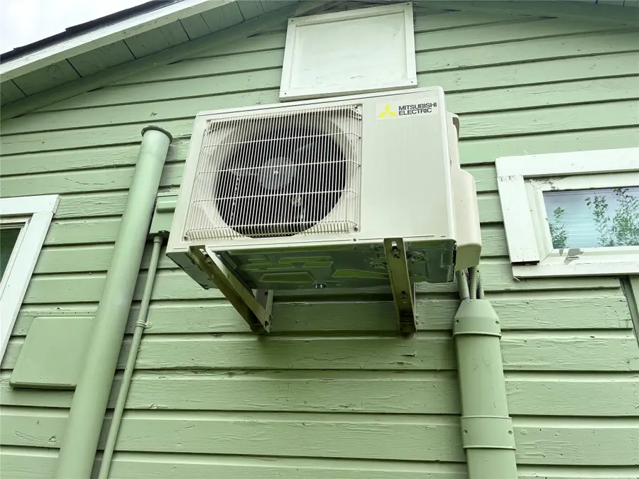 324 W Anders Street, Marlin, TX 76661 - #3