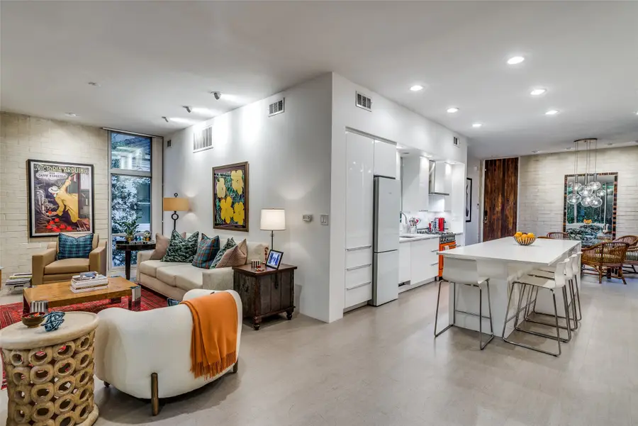 3718 Holland Avenue #3, Dallas, TX 75219 - #2