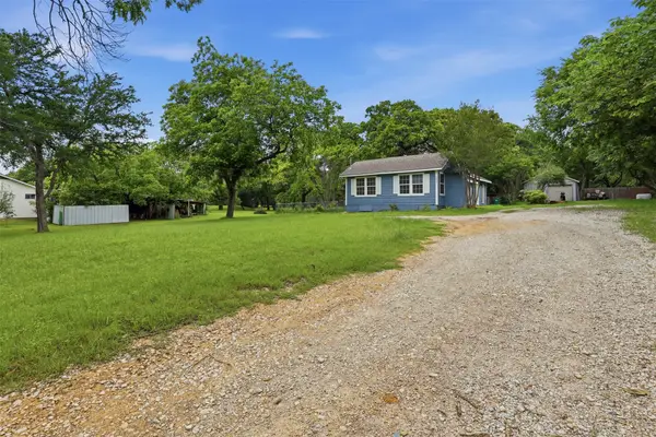 5821 Highland Avenue, Haltom City, TX 76117