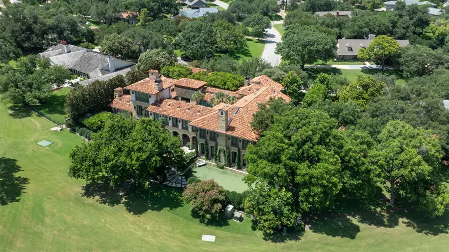 6236 Indian Creek Drive, Fort Worth, TX 76107 - #3