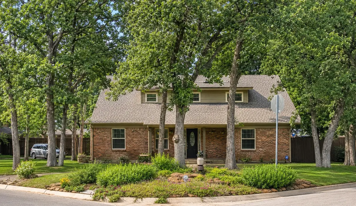 400 Pennsylvania Drive, Denton, TX 76205 - #1