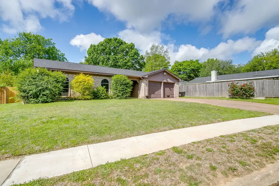 529 Jayellen Avenue, Burleson, TX 76028 - #3