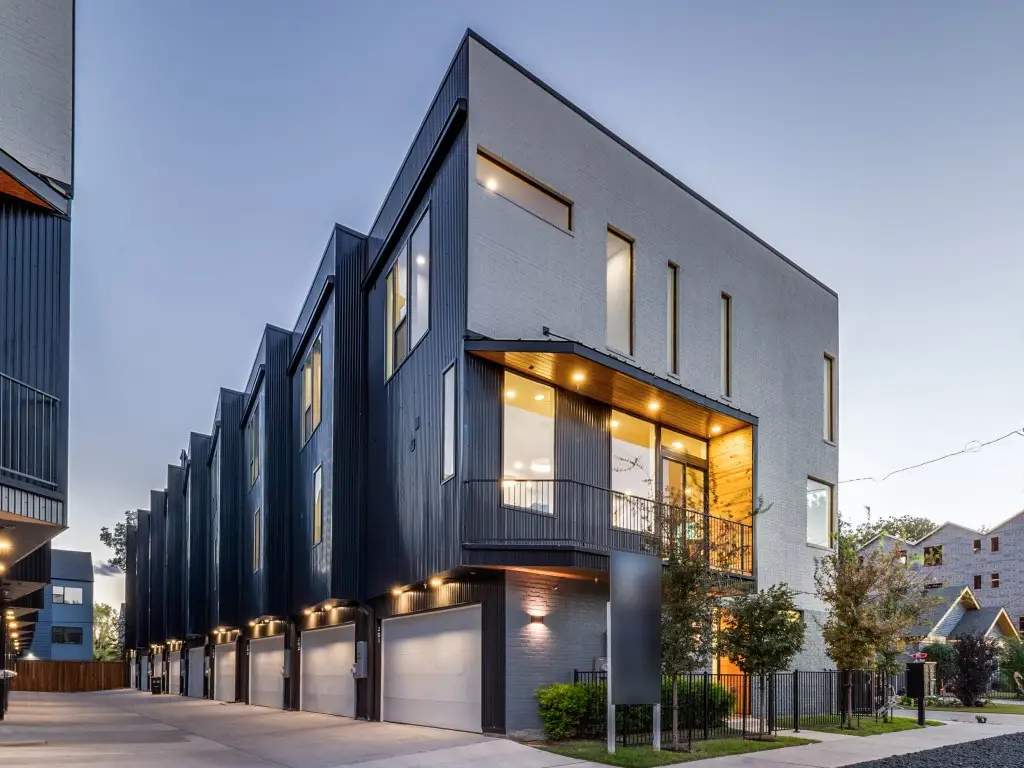 426 W 9th Street #105, Dallas, TX 75208 - #1