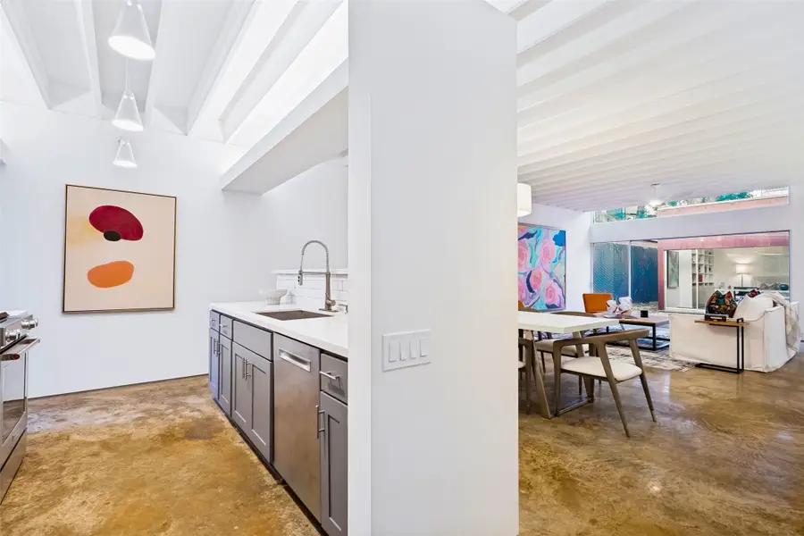 2714 Throckmorton Street #B, Dallas, TX 75219 - #3