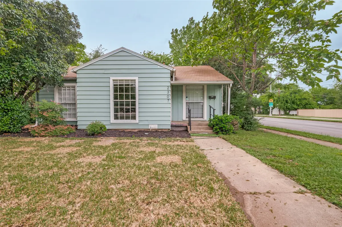 2307 Idaho Avenue, Dallas, TX 75216 - #1