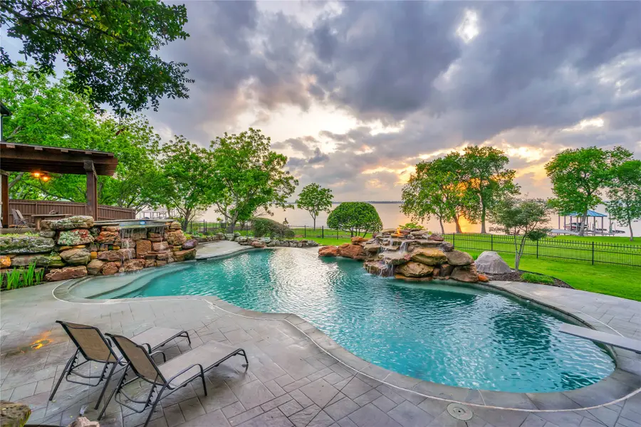 1604 S Lakeshore Drive, Rockwall, TX 75087 - #2