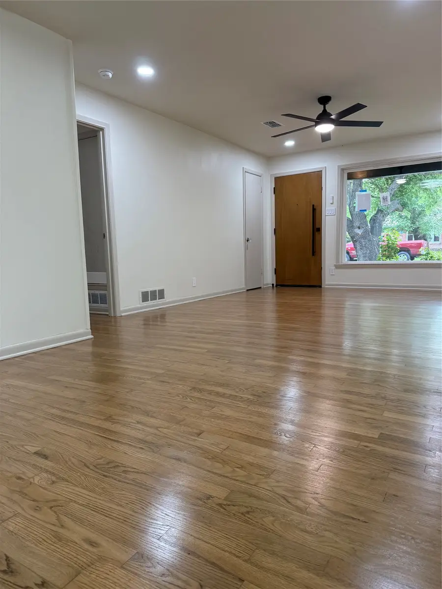 1812 Carlton Street, Denton, TX 76201 - #3