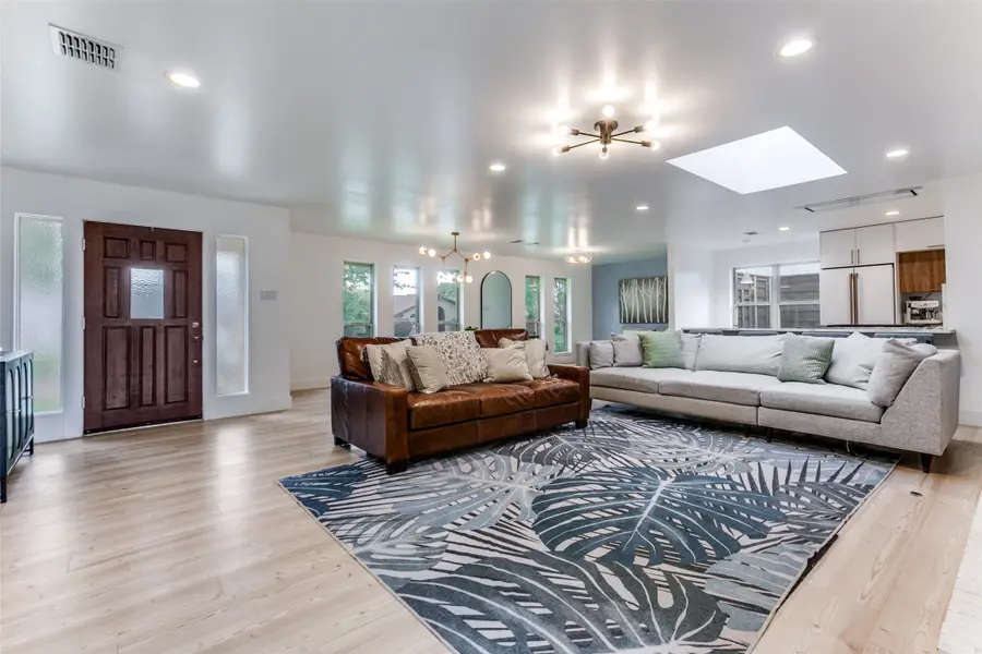 7637 La Risa Drive, Dallas, TX 75248 - #2