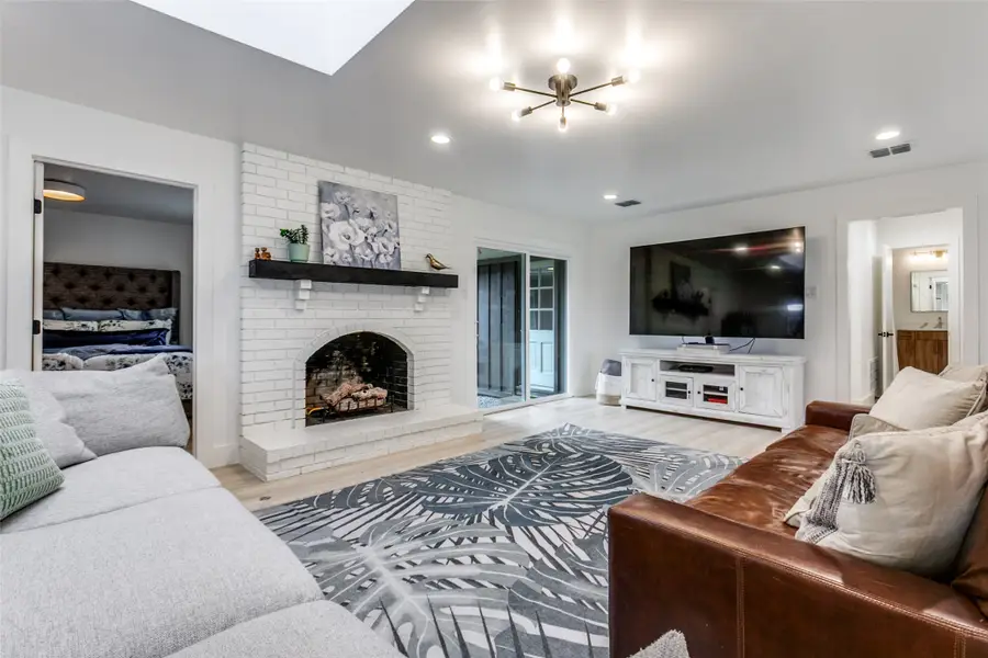 7637 La Risa Drive, Dallas, TX 75248 - #3