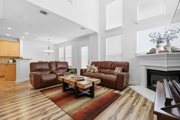 2535 Champagne Drive, Irving, TX 75038