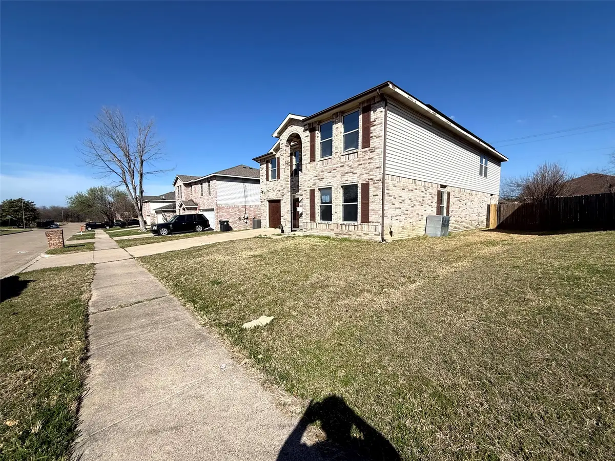 7919 Mosstree Drive, Arlington, TX 76001 - #1