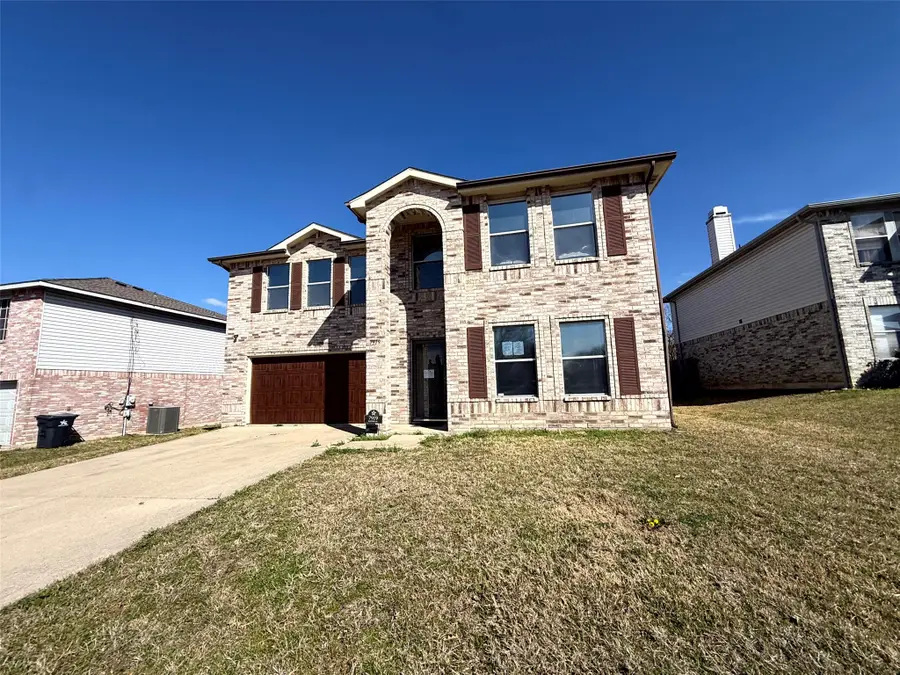 7919 Mosstree Drive, Arlington, TX 76001 - #2