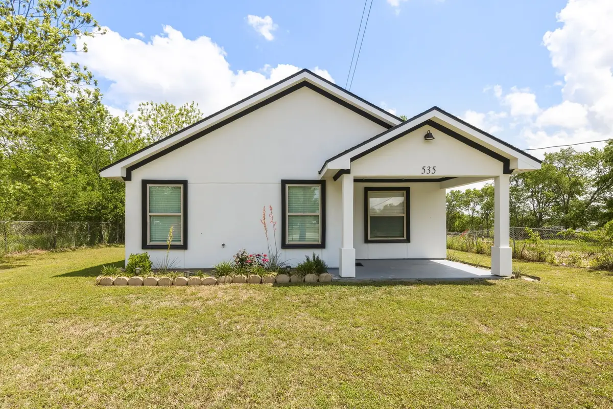 535 S Belknap Street, Mexia, TX 76667 - #1