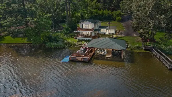 1027 County Road 3230, Quitman, TX 75783
