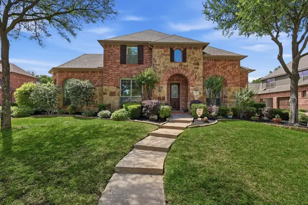 8980 Crockett Drive, Lantana, TX 76226