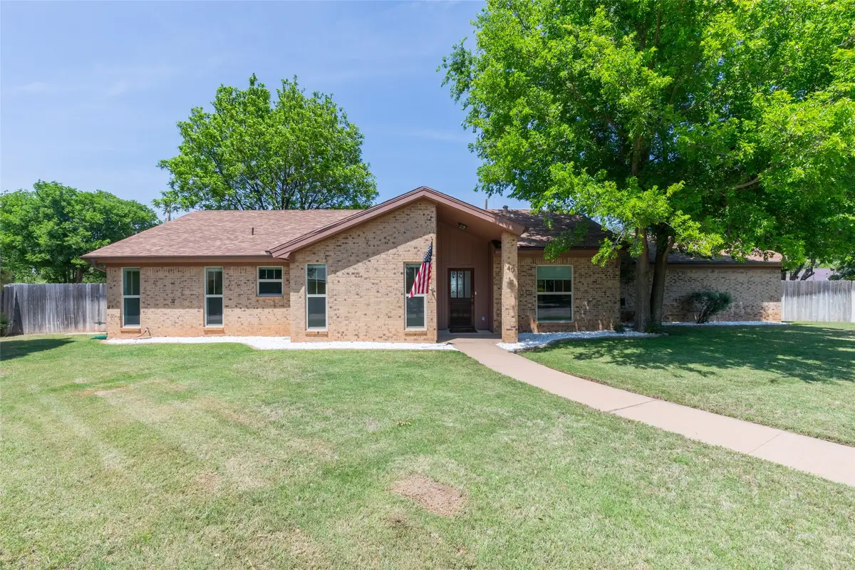 40 Carriage Road, Abilene, TX 79605 - #1