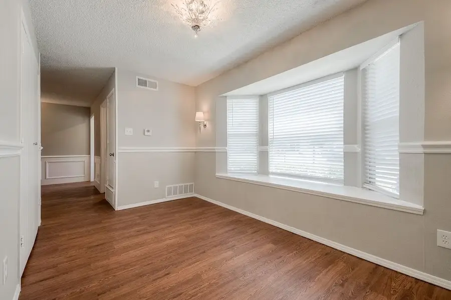 520 Pecan Acres Ct, Arlington, TX 76013 - #2