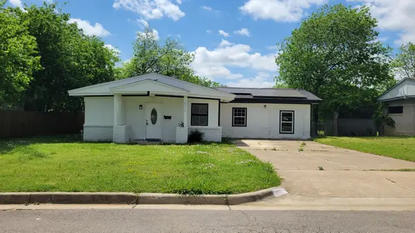 4660 Lois Street, Fort Worth, TX 76119
