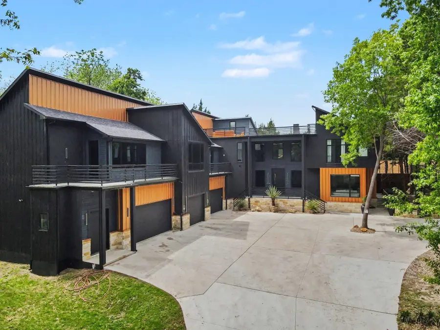 511 S Bluegrove Road, Lancaster, TX 75146 - #2