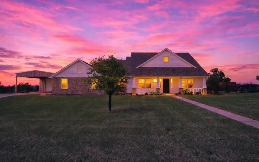 528 Hubbard Circle, Nevada, TX 75173 - #2