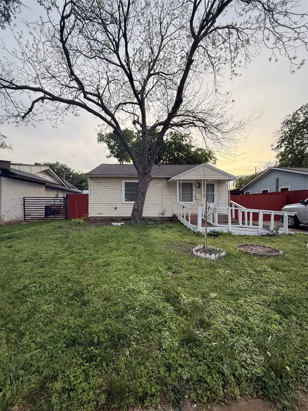 217 NW 14th Street, Grand Prairie, TX 75050