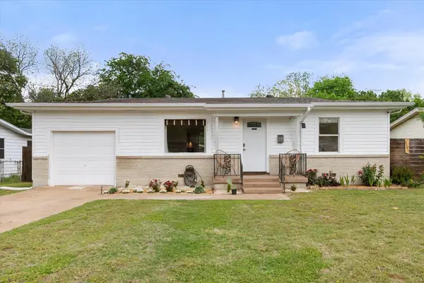 1101 Eric Avenue, Arlington, TX 76012