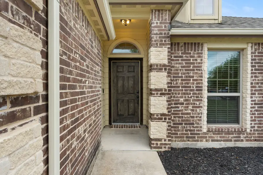 106 Poinsetta Drive, Palmer, TX 75152 - #3