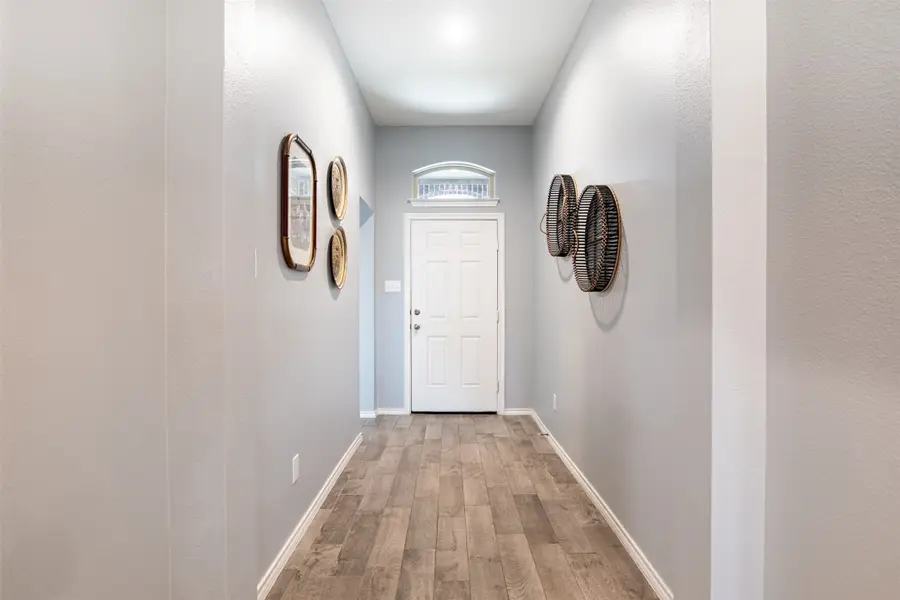 610 Autumn Avenue, Justin, TX 76247 - #2