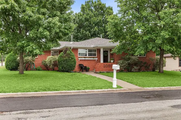 934 N Maple Street, Muenster, TX 76252