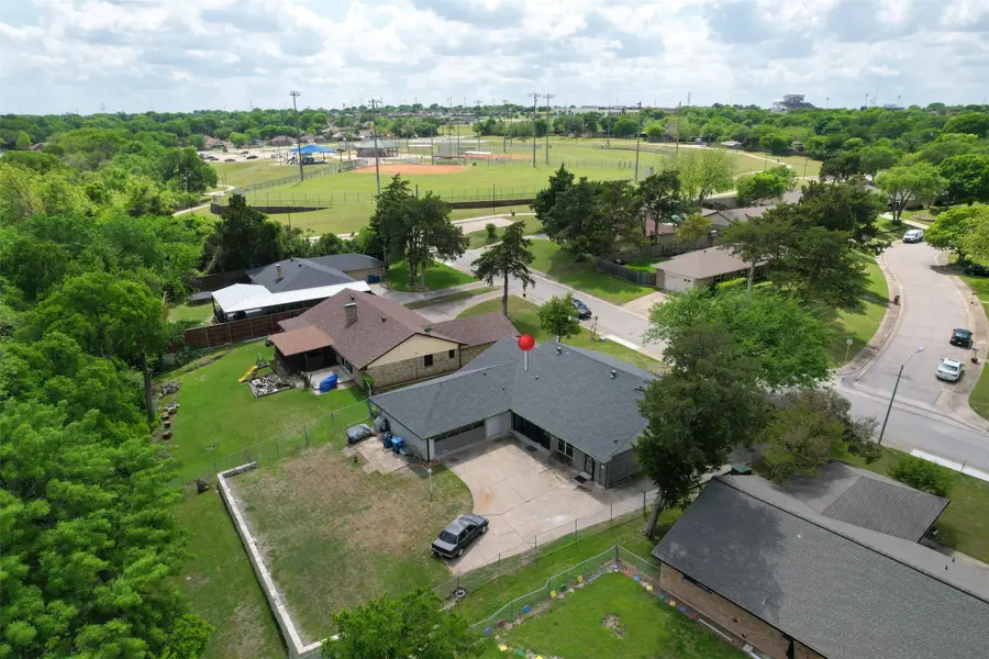 316 Brookwood Drive, Desoto, TX 75115 - #2