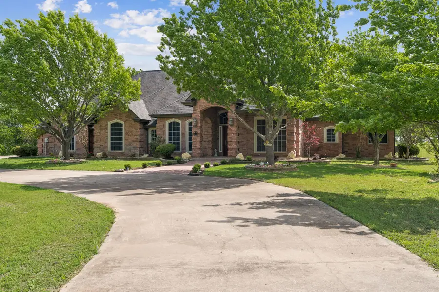 719 Joy, Rhome, TX 76078 - #2