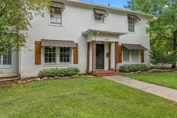 2912 Fort Avenue, Waco, TX 76707