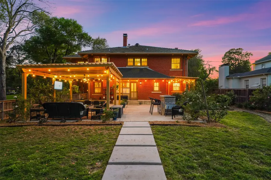 406 Griffith Avenue, Terrell, TX 75160 - #2
