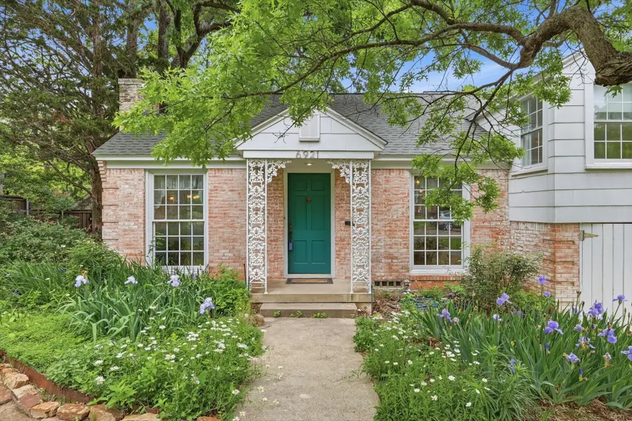 6921 Hammond Avenue, Dallas, TX 75223 - #2
