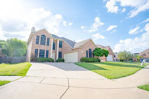 3415 Carnation Court, Grand Prairie, TX 75052