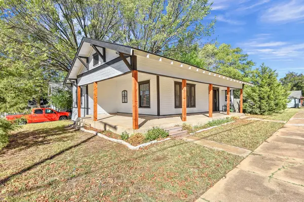 1115 S Rusk Avenue, Denison, TX 75020