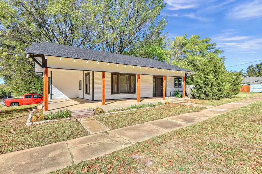 1115 S Rusk Avenue, Denison, TX 75020 - #2