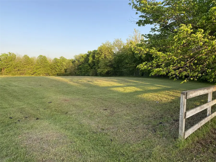 1524 Burns City Road, Gainesville, TX 76240 - #2