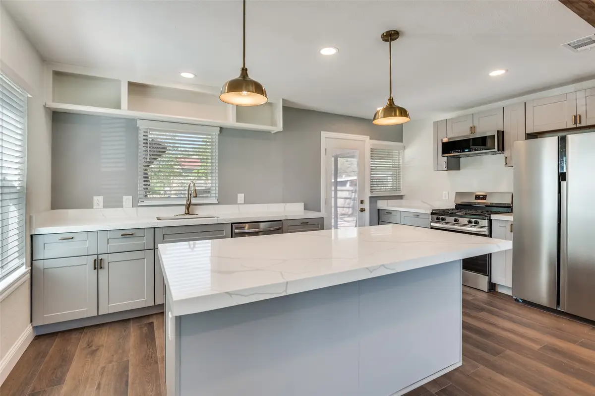 711 Winston Street, Dallas, TX 75208 - #1