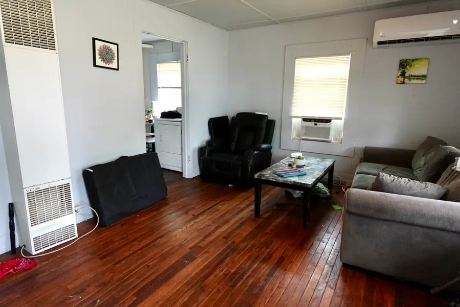 107 S Williams Drive, Comanche, TX 76442 - #2